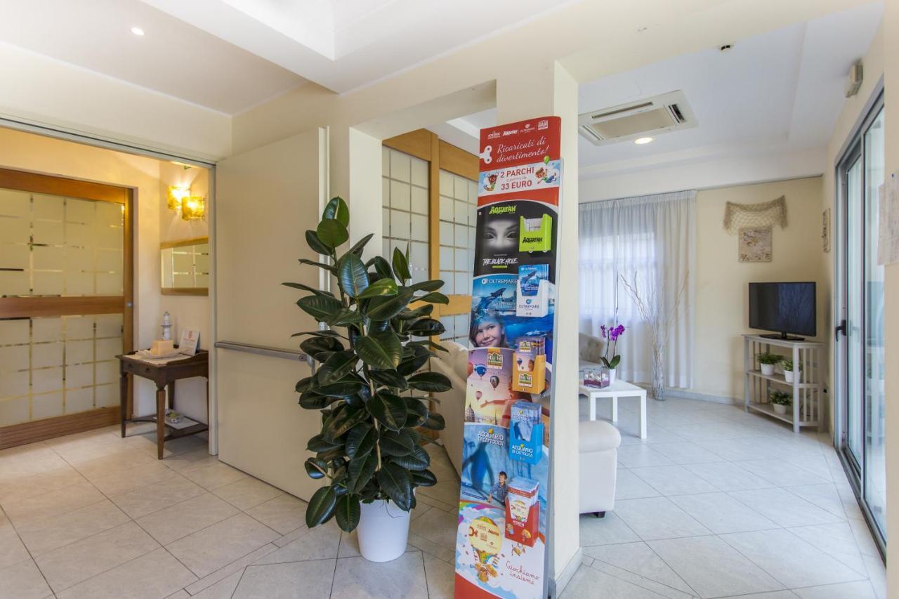 Hotel Savana Rimini Exteriér fotografie