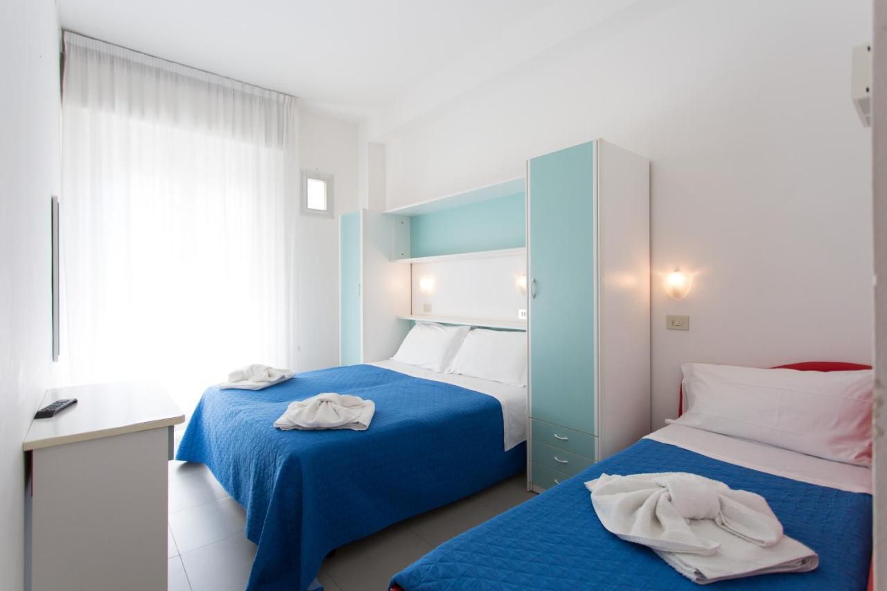 Hotel Savana Rimini Exteriér fotografie