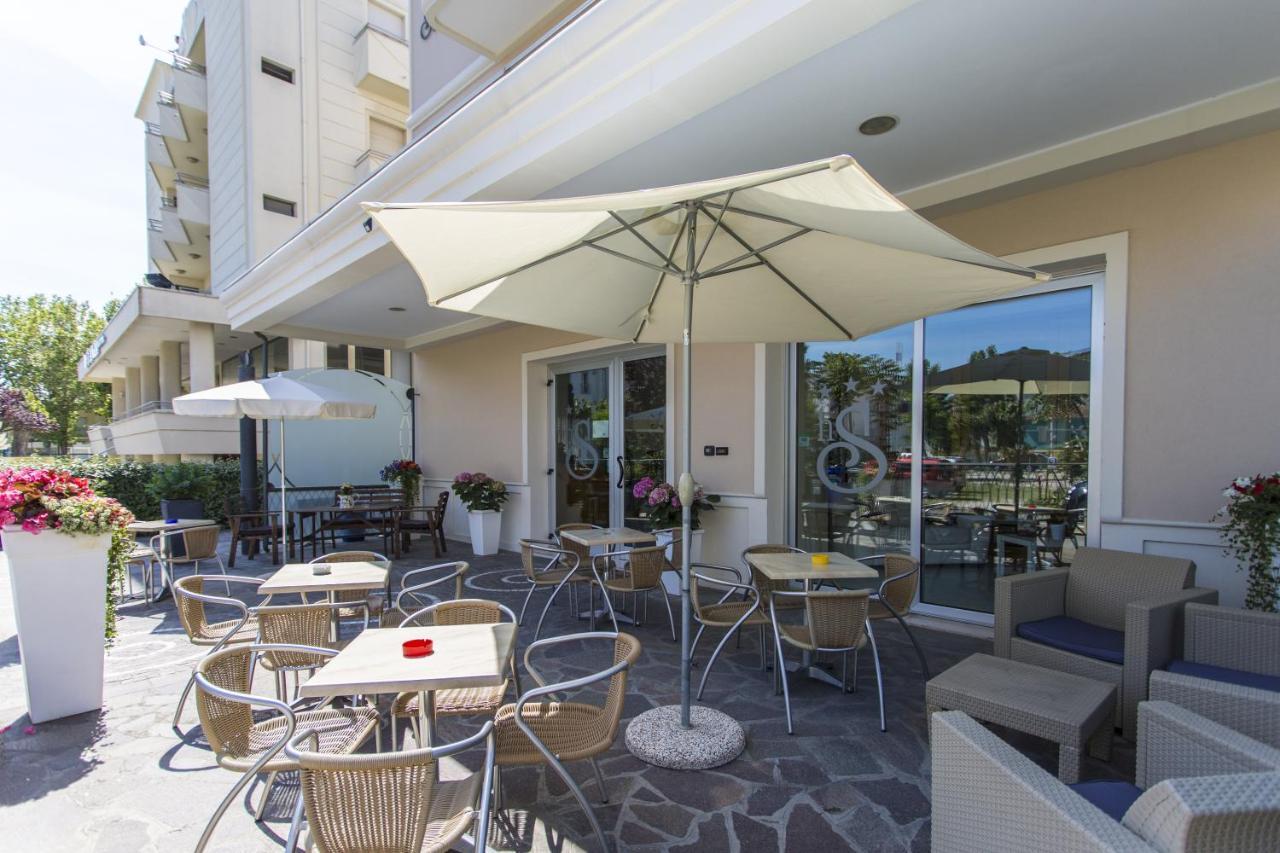Hotel Savana Rimini Exteriér fotografie