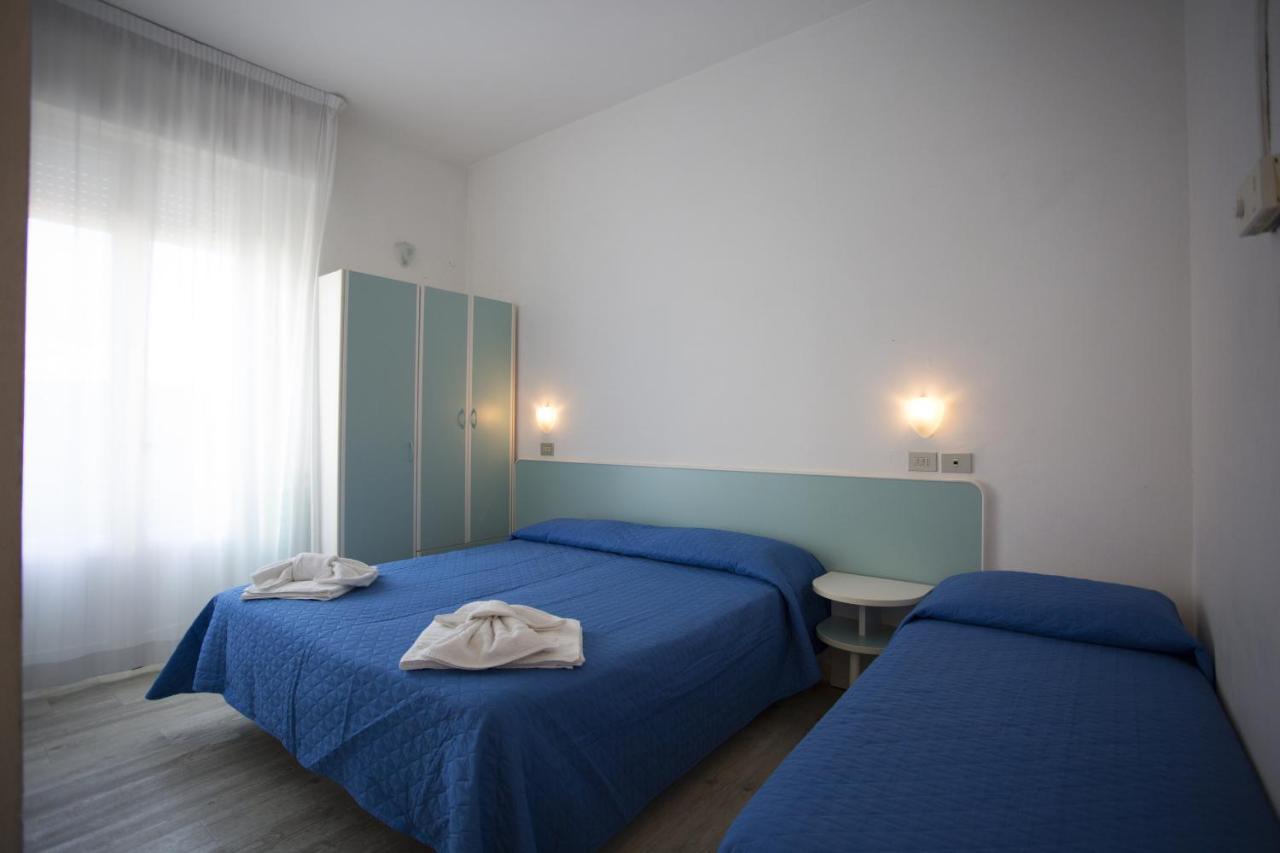 Hotel Savana Rimini Exteriér fotografie