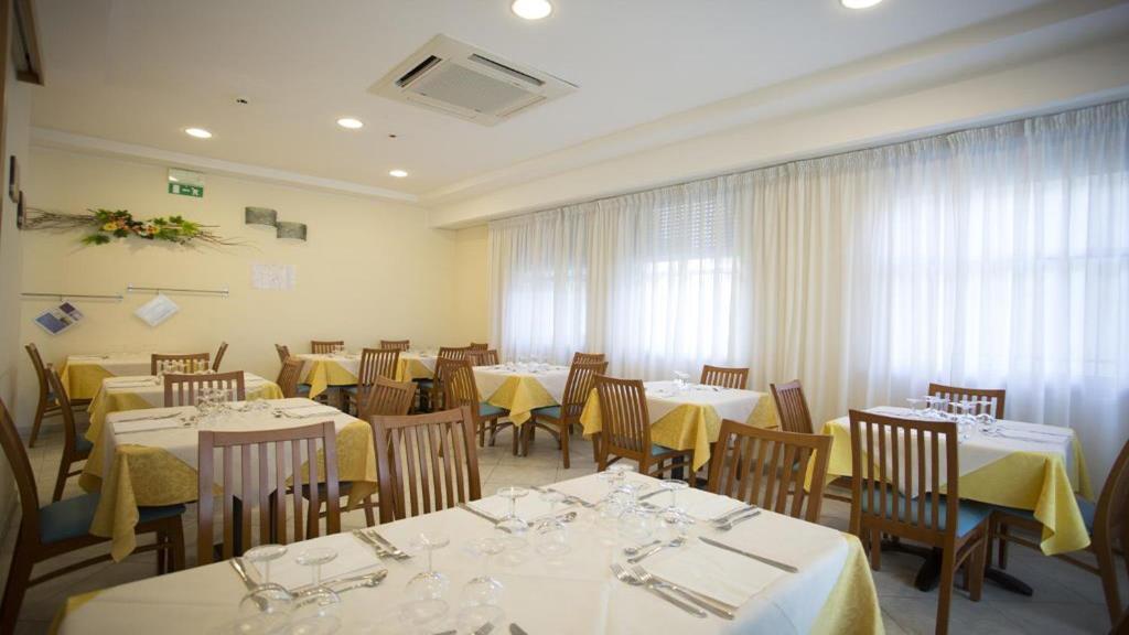 Hotel Savana Rimini Exteriér fotografie